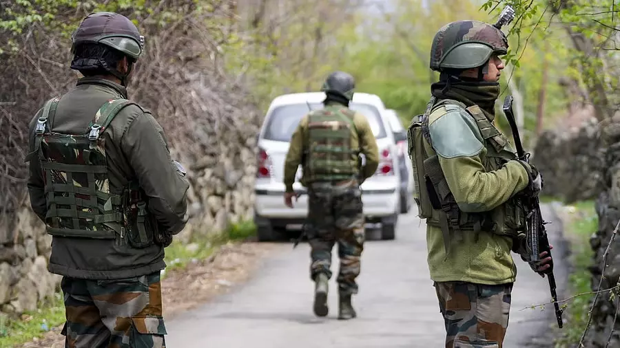 Kashmir : गंदेरबल में कथित फर्जी एनकाउंटर की मजिस्ट्रेट जांच के आदेश Kashmir : गंदेरबल में कथित फर्जी एनकाउंटर की मजिस्ट्रेट जांच के आदेश