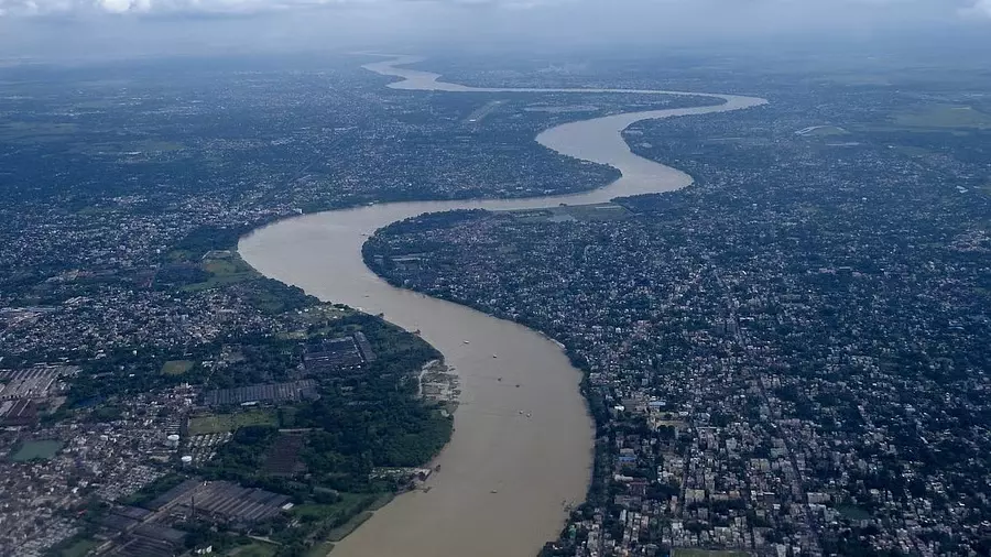 गंगा का पानी नहाने लायक, प्रदूषण घटा: State Minister गंगा का पानी नहाने लायक, प्रदूषण घटा: State Minister