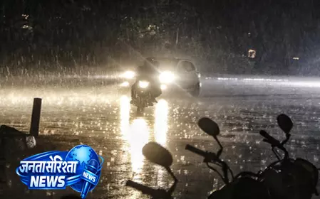 बदला मौसम का मिजाज, कई जिलों में भारी बारिश और ओलावृष्टि बदला मौसम का मिजाज, कई जिलों में भारी बारिश और ओलावृष्टि