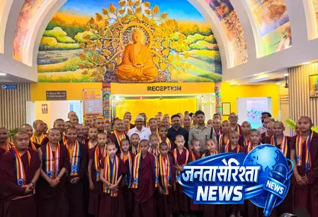 उत्तर प्रदेश: इंटरनेशनल बौद्ध कॉन्क्लेव-2026 में मिले 3000 करोड़ रुपए के निवेश प्रस्ताव उत्तर प्रदेश: इंटरनेशनल बौद्ध कॉन्क्लेव-2026 में मिले 3000 करोड़ रुपए के निवेश प्रस्ताव
