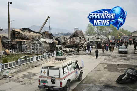 काबुल एयरस्ट्राइक पर पाकिस्तान सरकार की देश में घेराबंदी, नेताओं ने बताया अघोषित युद्ध काबुल एयरस्ट्राइक पर पाकिस्तान सरकार की देश में घेराबंदी, नेताओं ने बताया अघोषित युद्ध
