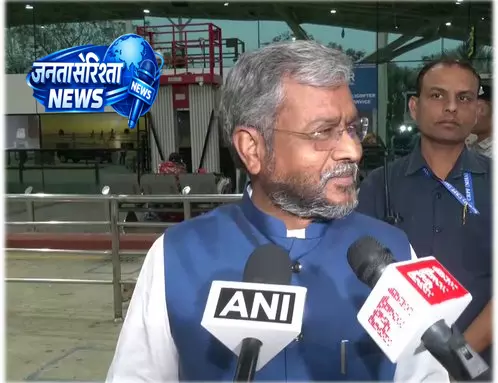 असम में हेमंत सोरेन के प्रचार पर बाबूलाल मरांडी का तंज असम में हेमंत सोरेन के प्रचार पर बाबूलाल मरांडी का तंज