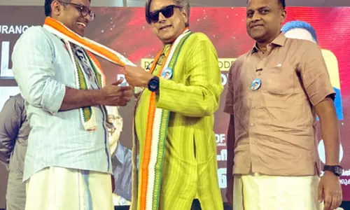 केरल में शशि थरूर के सुरक्षा गार्ड पर हमला, कहा-बिना रुकावट जारी रहेगा कार्यक्रम