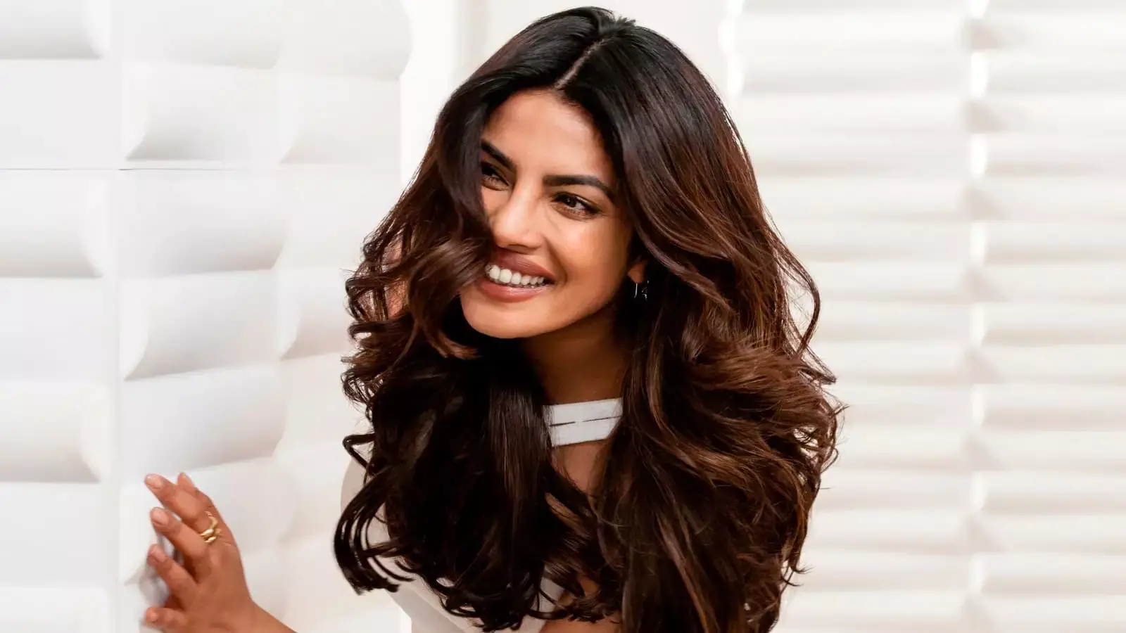 वाराणसी की शूटिंग कर रहीं Priyanka Chopra, फैंस के साथ साझा किया अपना मॉर्निंग रूटीन