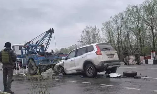 Srinagar-जम्मू हाईवे पर सड़क दुर्घटना में उत्तर प्रदेश के चार लोग घायल