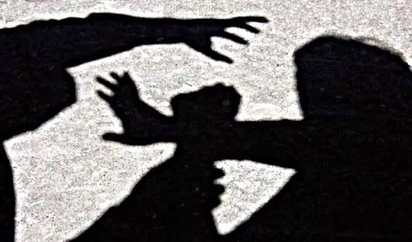 Bowenpally में ग्रुप की लड़ाई में तीन लोग घायल, फलकनुमा में एक आदमी पर हमला Bowenpally में ग्रुप की लड़ाई में तीन लोग घायल, फलकनुमा में एक आदमी पर हमला