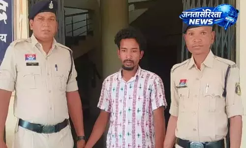 परीक्षा देने जा रही छात्रा का अपहरण फिर रेप, आरोपी गिरफ्तार परीक्षा देने जा रही छात्रा का अपहरण फिर रेप, आरोपी गिरफ्तार