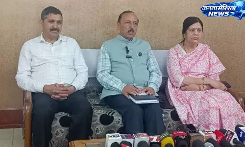 Hamirpur वृद्धाश्रम में एक्सपायर राशन पर फूड पैनल ने उठाई चिंता Hamirpur वृद्धाश्रम में एक्सपायर राशन पर फूड पैनल ने उठाई चिंता