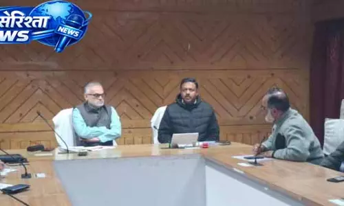 Kashmir फलों की मार्केटिंग के लिए रेलवे ने तैयार किया रोडमैप Kashmir फलों की मार्केटिंग के लिए रेलवे ने तैयार किया रोडमैप