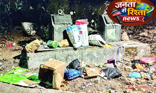 स्मार्ट सिटी में हर साल छह करोड़ खर्च करने पर भी कूड़े-कचरे के ढेर स्मार्ट सिटी में हर साल छह करोड़ खर्च करने पर भी कूड़े-कचरे के ढेर