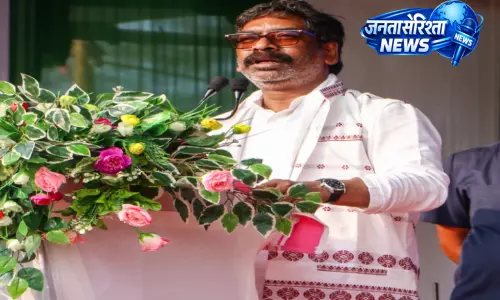 झारखंड CM ने असम की रंगनाडी सीट पर चाय जनजाति वोटरों के समर्थन में किया प्रचार