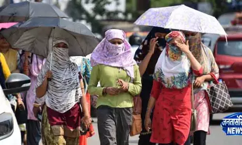 Odisha में गर्मी से 9 स्थानों पर 40°C दर्ज Odisha में गर्मी से 9 स्थानों पर 40°C दर्ज