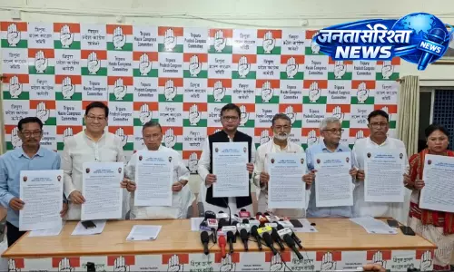 त्रिपुरा कांग्रेस ने TTAADC चुनावों के लिए मैनिफेस्टो जारी किया त्रिपुरा कांग्रेस ने TTAADC चुनावों के लिए मैनिफेस्टो जारी किया