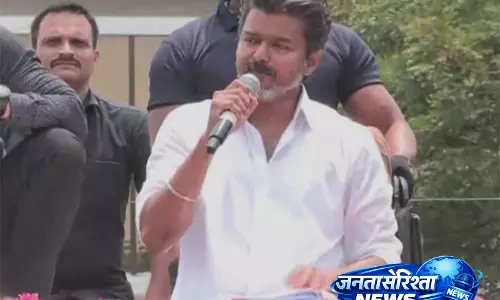 Vijay ने पुडुचेरी चुनाव में पूर्ण राज्य वादा किया