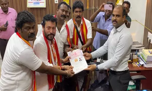 तमिलनाडु विधानसभा चुनाव: TVK उम्मीदवार श्रीनाथ ने थूथुकुडी से नामांकन दाखिल किया तमिलनाडु विधानसभा चुनाव: TVK उम्मीदवार श्रीनाथ ने थूथुकुडी से नामांकन दाखिल किया