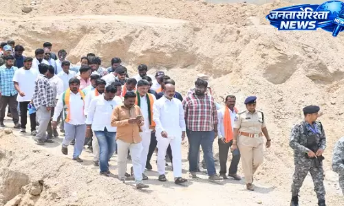 Huzurabad में डंप यार्ड का विरोध, बंदी ने उठाई आपत्ति Huzurabad में डंप यार्ड का विरोध, बंदी ने उठाई आपत्ति
