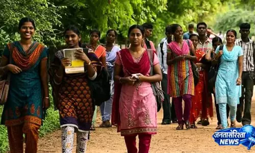 Odisha ने 2026-27 में 25 लाख साक्षरता लक्ष्य रखा Odisha ने 2026-27 में 25 लाख साक्षरता लक्ष्य रखा