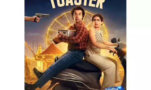 Toaster ट्रेलर: राजकुमार राव का कंजूसी भरा जुनून, आने वाली कॉमेडी-ड्रामा में मचाएगा हंगामा Toaster ट्रेलर: राजकुमार राव का कंजूसी भरा जुनून, आने वाली कॉमेडी-ड्रामा में मचाएगा हंगामा