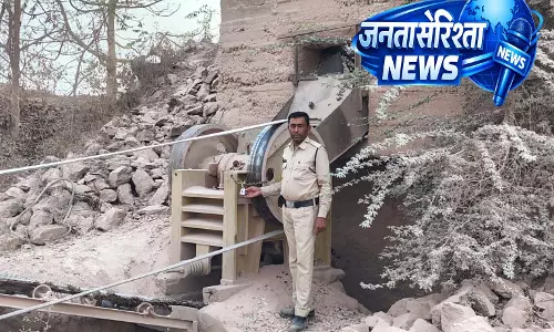 खनिज विभाग की ताबड़तोड़ कार्रवाई, धरसीवा में चार क्रेशर सील