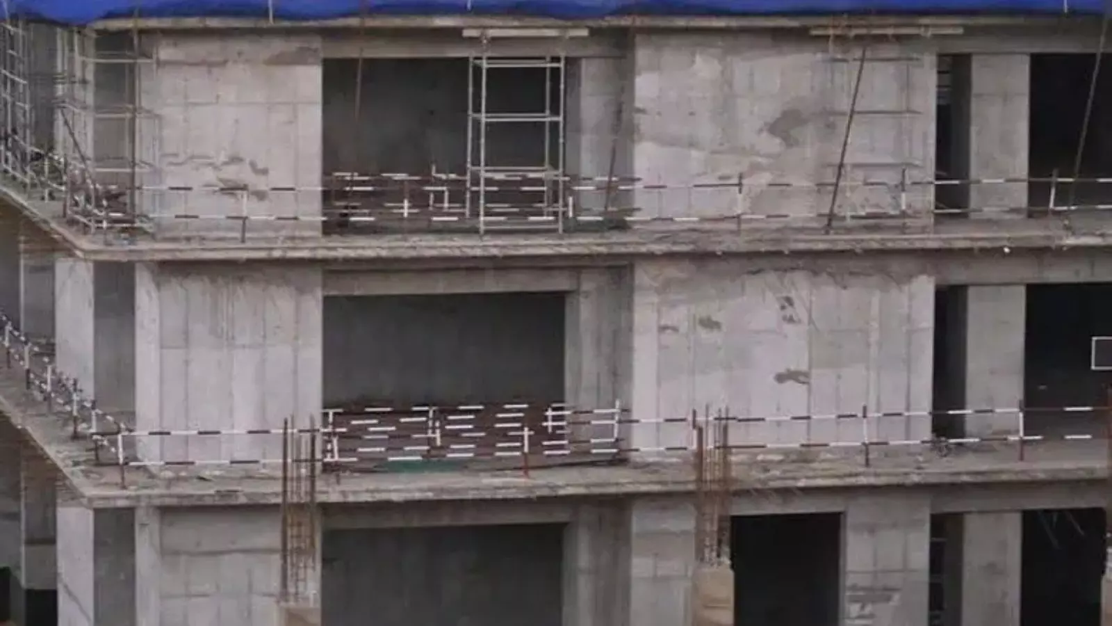Hyderabad में ‘बिल्डनाउ’ पोर्टल के ज़रिए 18,000 बिल्डिंग और ज़मीन के परमिट दिए गए Hyderabad में ‘बिल्डनाउ’ पोर्टल के ज़रिए 18,000 बिल्डिंग और ज़मीन के परमिट दिए गए