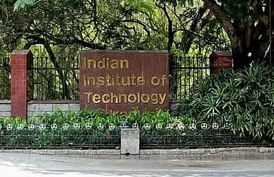 IIT चेन्नई में स्टूडेंट्स के लिए समर टेक्निकल ट्रेनिंग IIT चेन्नई में स्टूडेंट्स के लिए समर टेक्निकल ट्रेनिंग