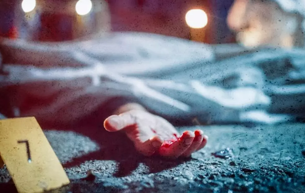 Vile Parle : 88 वर्षीय बुजुर्ग की हिट-एंड-रन घटना में मौत, पुलिस जांच में जुटी Vile Parle : 88 वर्षीय बुजुर्ग की हिट-एंड-रन घटना में मौत, पुलिस जांच में जुटी