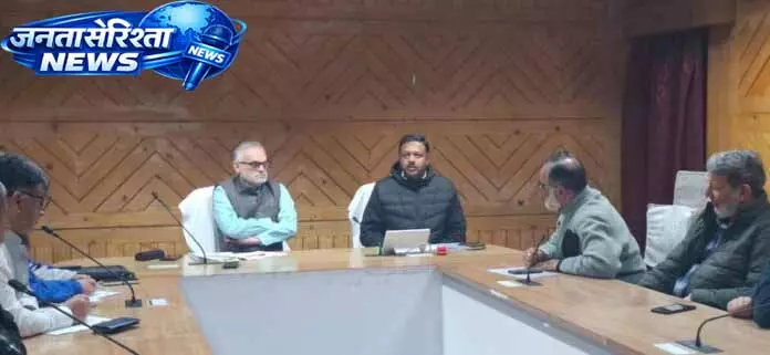 Kashmir फलों की मार्केटिंग के लिए रेलवे ने तैयार किया रोडमैप Kashmir फलों की मार्केटिंग के लिए रेलवे ने तैयार किया रोडमैप