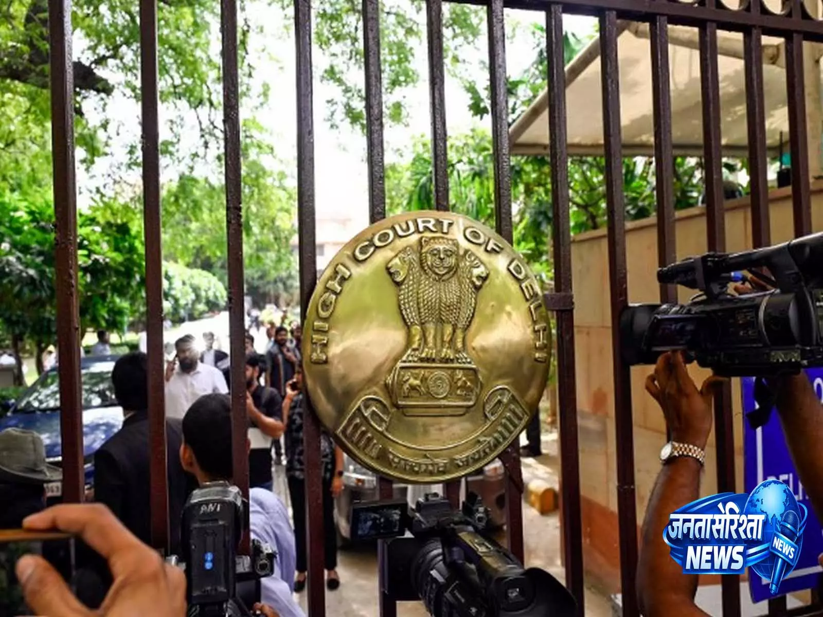 दिल्ली HC ने लीना मारिया पॉलोज की ज़मानत सुनवाई टाली दिल्ली HC ने लीना मारिया पॉलोज की ज़मानत सुनवाई टाली