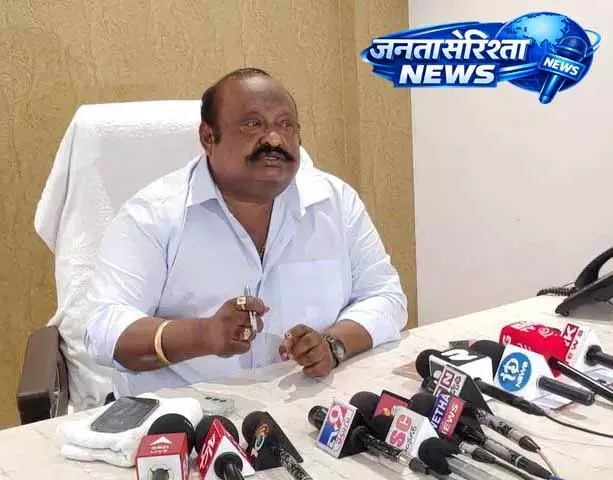 Mancherial: स्थानीय विकास और प्रशासन पर ध्यान केंद्रित Mancherial: स्थानीय विकास और प्रशासन पर ध्यान केंद्रित