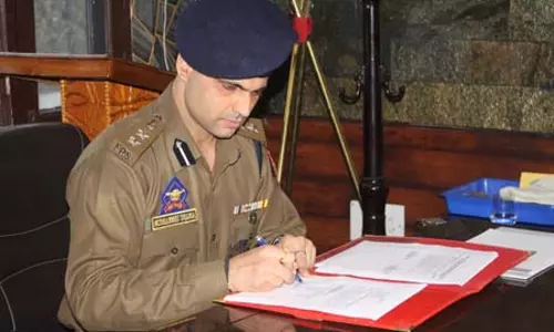 सुधांशु धामा बने गांदरबल के नए एसएसपी, संभाला पदभार सुधांशु धामा बने गांदरबल के नए एसएसपी, संभाला पदभार