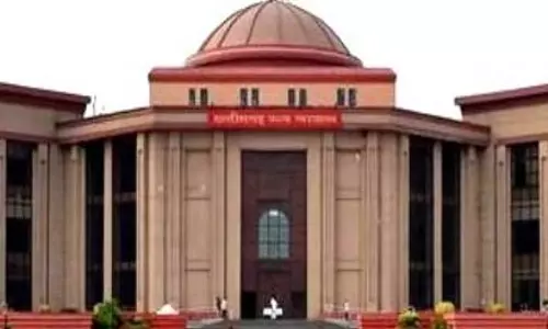 कलेक्टर के आदेश को हाईकोर्ट ने किया निरस्त, CEO बहाल कलेक्टर के आदेश को हाईकोर्ट ने किया निरस्त, CEO बहाल