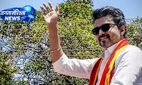 तमिलनाडु विधानसभा चुनाव: TVK चीफ विजय ने नए हलफनामे में दो पेंडिंग FIR का खुलासा किया तमिलनाडु विधानसभा चुनाव: TVK चीफ विजय ने नए हलफनामे में दो पेंडिंग FIR का खुलासा किया