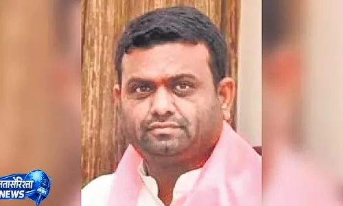 Telangana: एसआईटी ने पायलट रोहित रेड्डी की और हिरासत मांगी Telangana: एसआईटी ने पायलट रोहित रेड्डी की और हिरासत मांगी