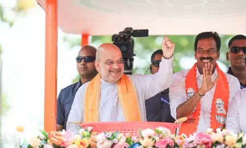 केरल चुनाव : केंद्रीय गृहमंत्री अमित शाह का भव्य रोड शो, लोगों की उमड़ी भारी भीड़ केरल चुनाव : केंद्रीय गृहमंत्री अमित शाह का भव्य रोड शो, लोगों की उमड़ी भारी भीड़