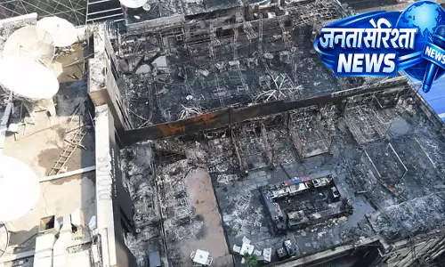 बॉम्बे HC ने BMC की पेंडिंग डेमोलिशन अपील्स फिर से शुरू करने की मांग खारिज की बॉम्बे HC ने BMC की पेंडिंग डेमोलिशन अपील्स फिर से शुरू करने की मांग खारिज की