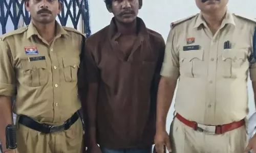पंडरी में धारदार चाकू लेकर घूम रहा था, आरोपी गिरफ्तार पंडरी में धारदार चाकू लेकर घूम रहा था, आरोपी गिरफ्तार