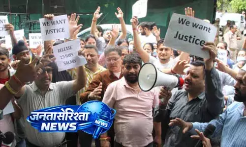 हड़ताल के चलते Jammu में अस्पताल सेवाएं प्रभावित हड़ताल के चलते Jammu में अस्पताल सेवाएं प्रभावित