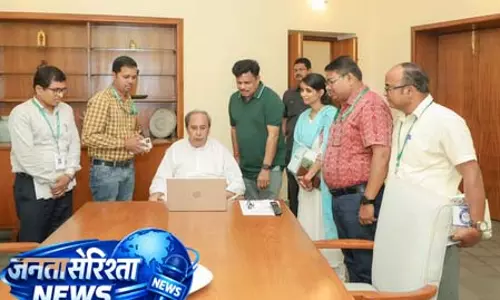 ओडिशा: नवीन पटनायक ने जनगणना 2027 के लिए स्वयं-गणना में हिस्सा लिया