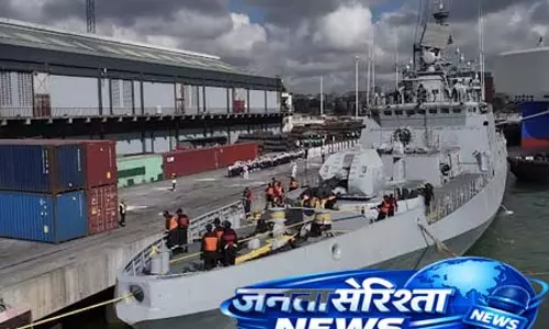 तंजानिया के दार-ए-सलाम पहुंचा भारतीय युद्धपोत आईएनएस त्रिकंद