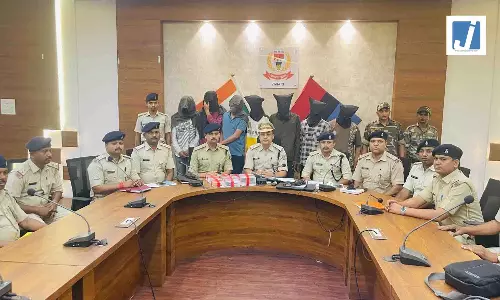 दहशत फैलाने वाले गिरोह के 7 गुर्गे गिरफ्तार, अपराधियों के पास क्या-क्या मिला? दहशत फैलाने वाले गिरोह के 7 गुर्गे गिरफ्तार, अपराधियों के पास क्या-क्या मिला?