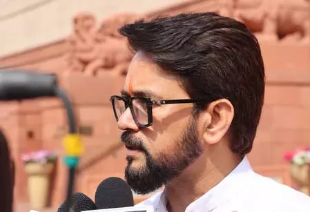 पश्चिम बंगाल में कोई भी सुरक्षित नहीं : अनुराग ठाकुर पश्चिम बंगाल में कोई भी सुरक्षित नहीं : अनुराग ठाकुर