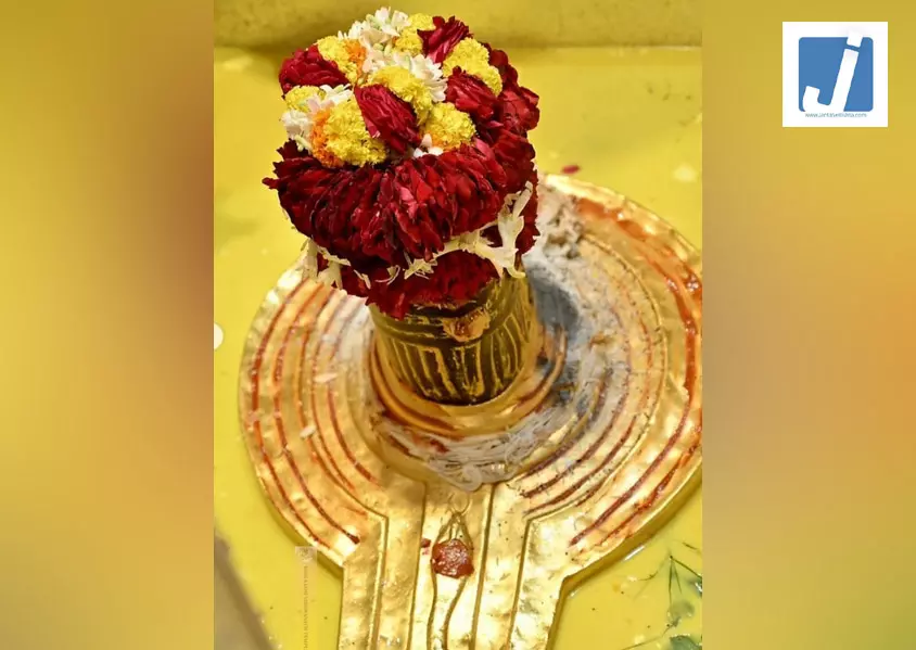 6 अप्रैल का पंचांग: बैशाख कृष्ण की चतुर्थी पर सर्वार्थ सिद्धि योग व विजय मुहूर्त, नोट कर लें राहुकाल 6 अप्रैल का पंचांग: बैशाख कृष्ण की चतुर्थी पर सर्वार्थ सिद्धि योग व विजय मुहूर्त, नोट कर लें राहुकाल