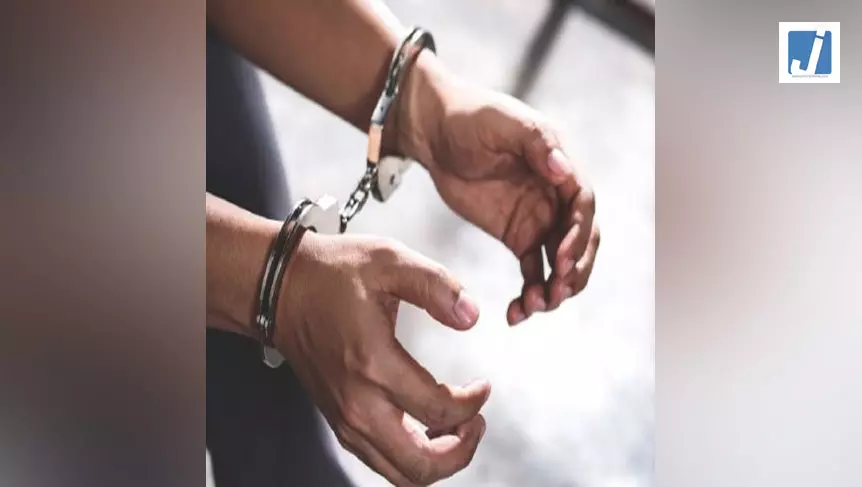 गायों को टेम्पो में भरकर ले जा रहे थे, तभी... गायों को टेम्पो में भरकर ले जा रहे थे, तभी...