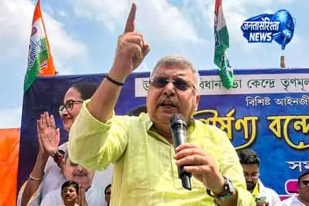 BJP ने तृणमूल MP के खिलाफ MCC उल्लंघन के लिए ECI में याचिका दायर की BJP ने तृणमूल MP के खिलाफ MCC उल्लंघन के लिए ECI में याचिका दायर की