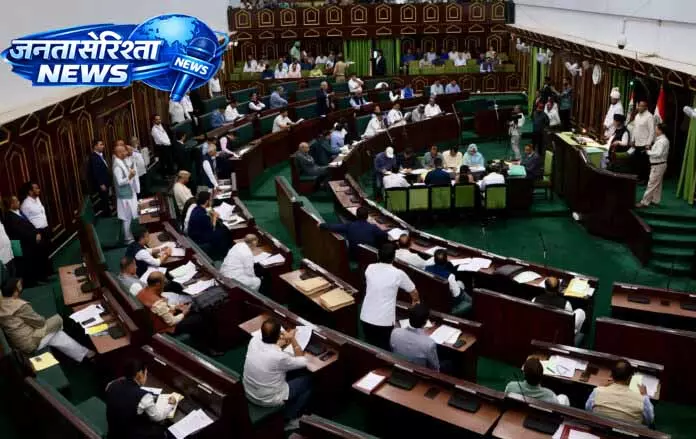Jammu विधानसभा में विवाद, बिल संशोधन पास होने के बाद विधायकों ने खारिज किया Jammu विधानसभा में विवाद, बिल संशोधन पास होने के बाद विधायकों ने खारिज किया
