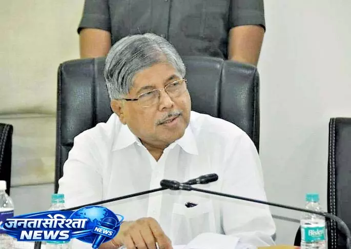 Chandrakant Patil: स्टूडेंट्स की सुरक्षा के लिए परीक्षाएं और रिजल्ट मिशन मोड पर Chandrakant Patil: स्टूडेंट्स की सुरक्षा के लिए परीक्षाएं और रिजल्ट मिशन मोड पर