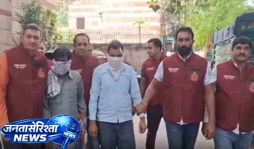 Delhi Govt के दवा घोटाले का भंडाफोड़; 70 लाख रुपये का स्टॉक जब्त Delhi Govt के दवा घोटाले का भंडाफोड़; 70 लाख रुपये का स्टॉक जब्त