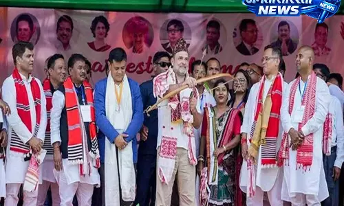 जुबीन की तरह कांग्रेस भी लोगों को एकजुट करने का काम करती है: Rahul in Assam जुबीन की तरह कांग्रेस भी लोगों को एकजुट करने का काम करती है: Rahul in Assam