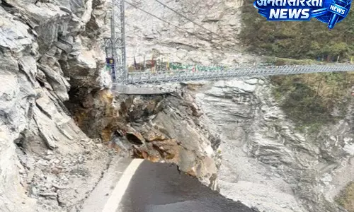 Sikkim: लाचेन रूट बाधित, आज पर्यटकों को सुरक्षित निकाले जाने की संभावना Sikkim: लाचेन रूट बाधित, आज पर्यटकों को सुरक्षित निकाले जाने की संभावना