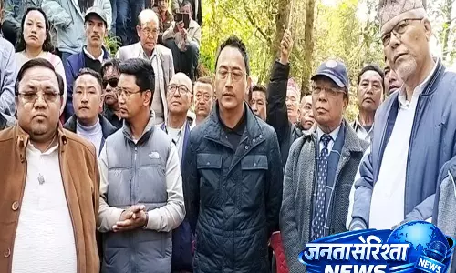 Sikkim : जीएनएलएफ ने बंगाल चुनाव में भाजपा को समर्थन देने की घोषणा Sikkim : जीएनएलएफ ने बंगाल चुनाव में भाजपा को समर्थन देने की घोषणा